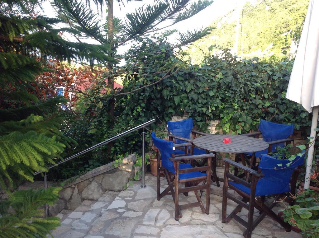 Hotel Nostos Fríkesz Kültér fotó