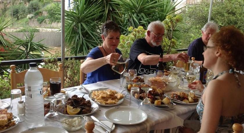 Hotel Nostos Fríkesz Kültér fotó